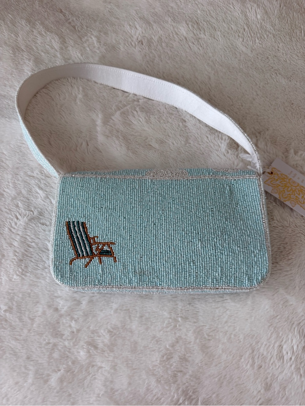 NWT Hand-Beaded Beach Scene Shoulder Bag in Light Blue, White and Tan - Picture 11 of 15